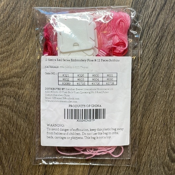 7 Red Pink Skeins Embroidery Floss & Pieces Bobbins - Picture 2 of 2